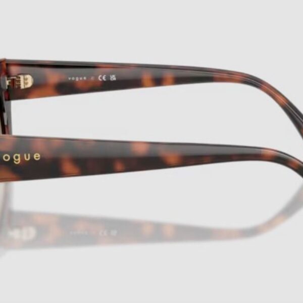 vogue 0vo5669s 271813 54 kadin gunes gozlugu 245979.jpg