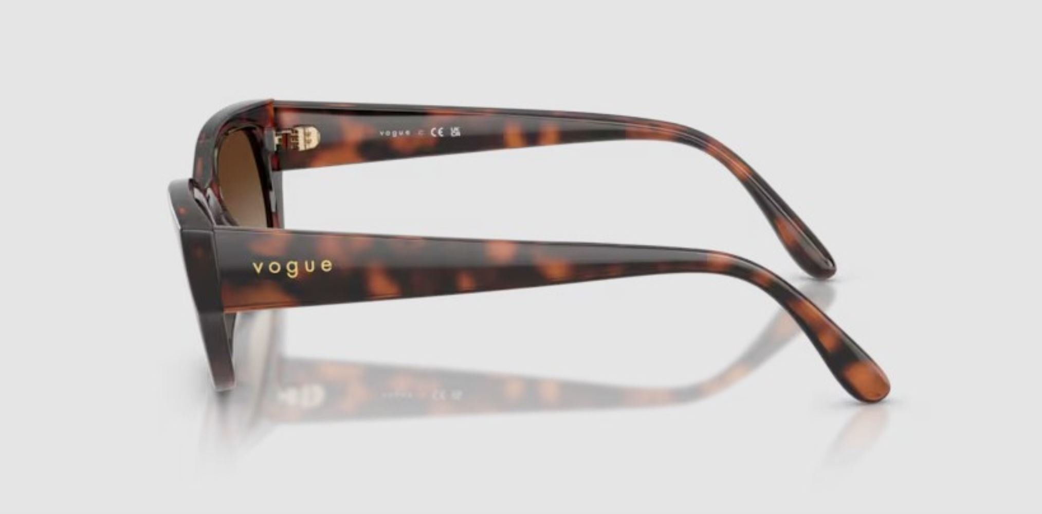 vogue 0vo5669s 271813 54 kadin gunes gozlugu 245979.jpg